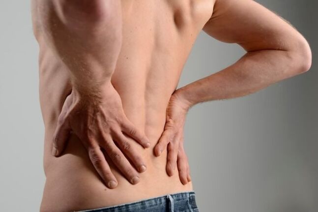 Réck Schmerz mat Prostatitis